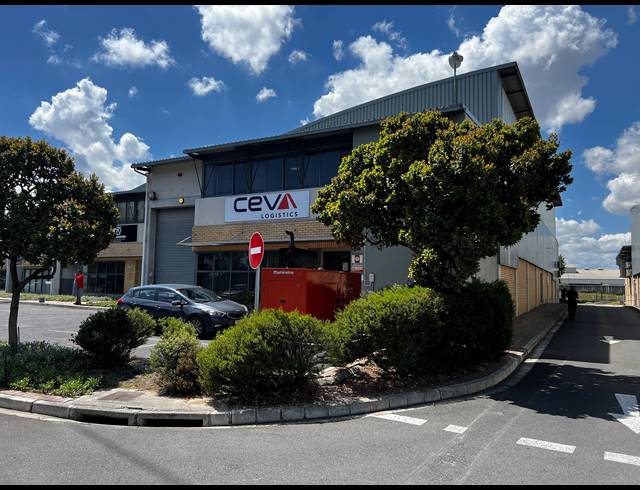 527M² WAREHOUSE TO LET IN AIRPORT INDUSTRIA